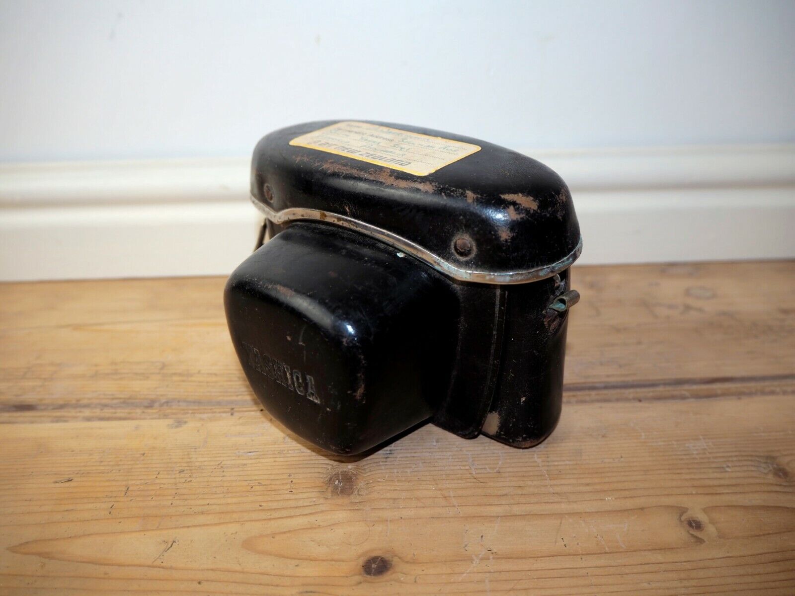 Vintage camera Yashica Minister 35mm rangefinder ii2103835 with leather case