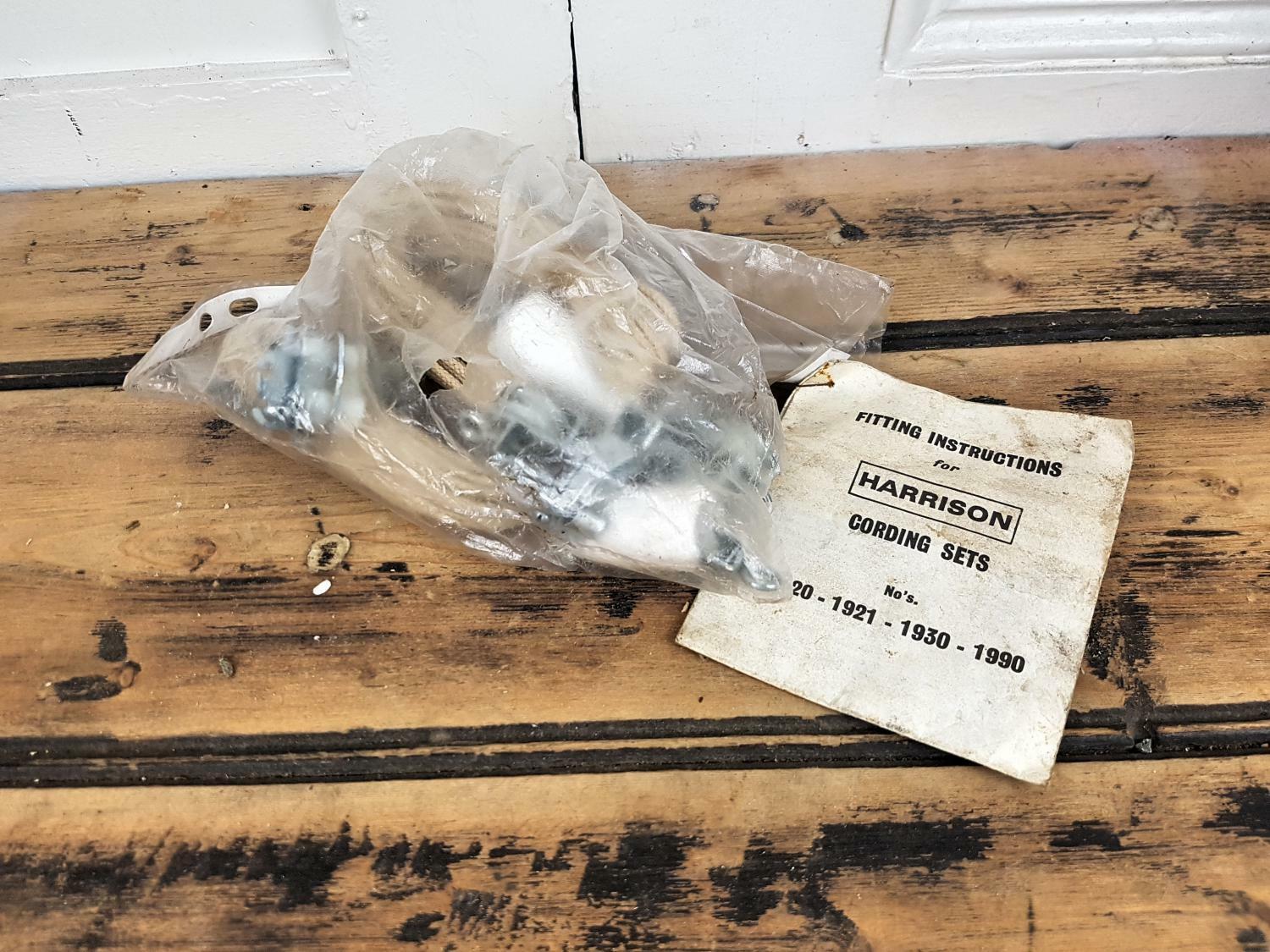 Vintage Harrison Cording Set metal and plastic - Image 3